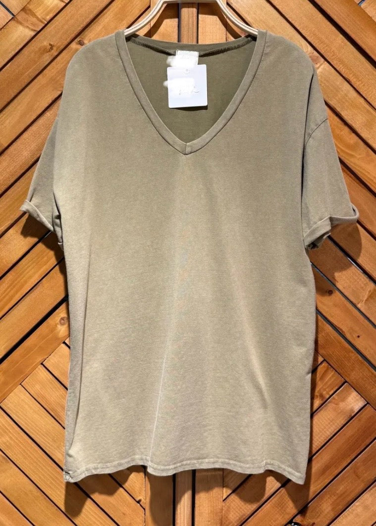 V neck T-shirt