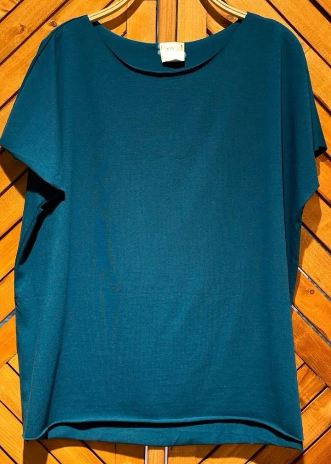 Boat neck T-shirt