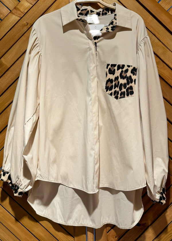 Leopard pocket blouse